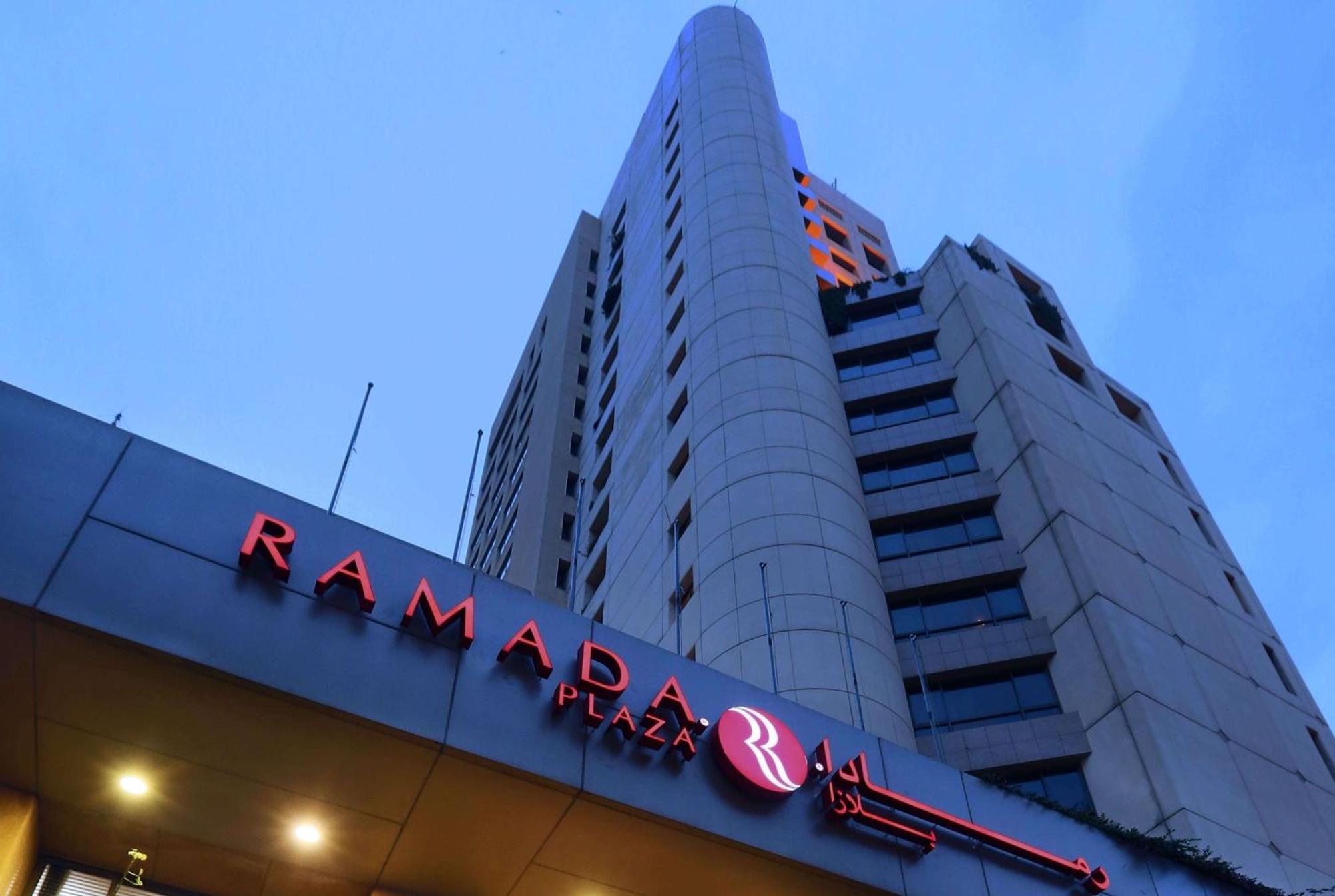 Ramada Plaza by Wyndham Beirut Raouche Beirute Exterior foto