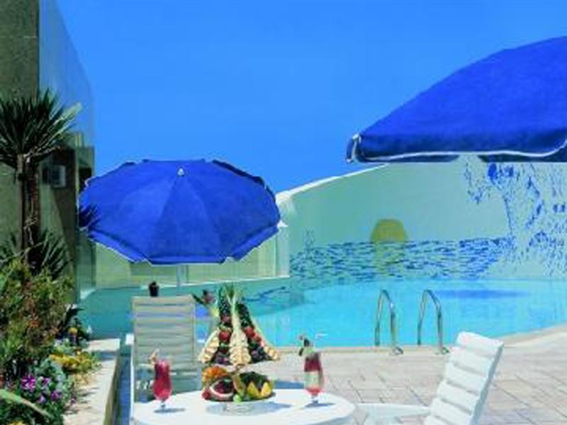Ramada Plaza by Wyndham Beirut Raouche Beirute Exterior foto